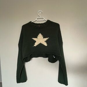 green star crop knit sweater
